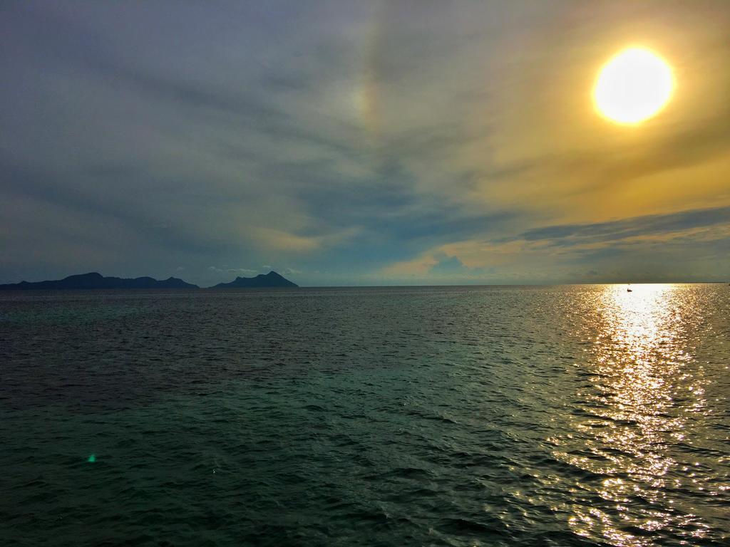 Sipadan Micro Dive Mabul Island Bagian luar foto